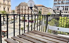 B&B Stesicoro Inhabit - Guesthouse City Center